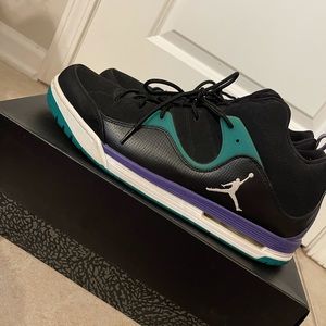 Men’s Jordan flights TR 97 Lows.